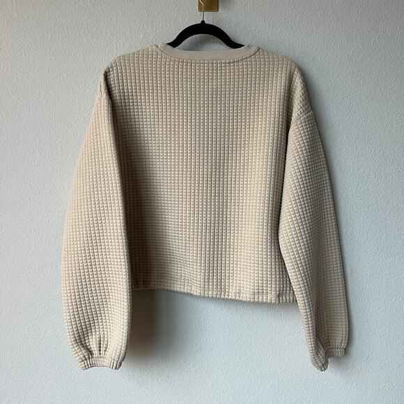 Jubilee Apparel Beige Quilted Crew Neck Sweatshirt Size S - Picture 3 of 6
